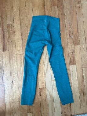 lululemon turqoise high waist leggings sz 2 inseam 23.5